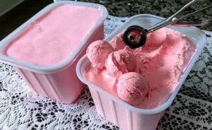 Házi eperfagylalt