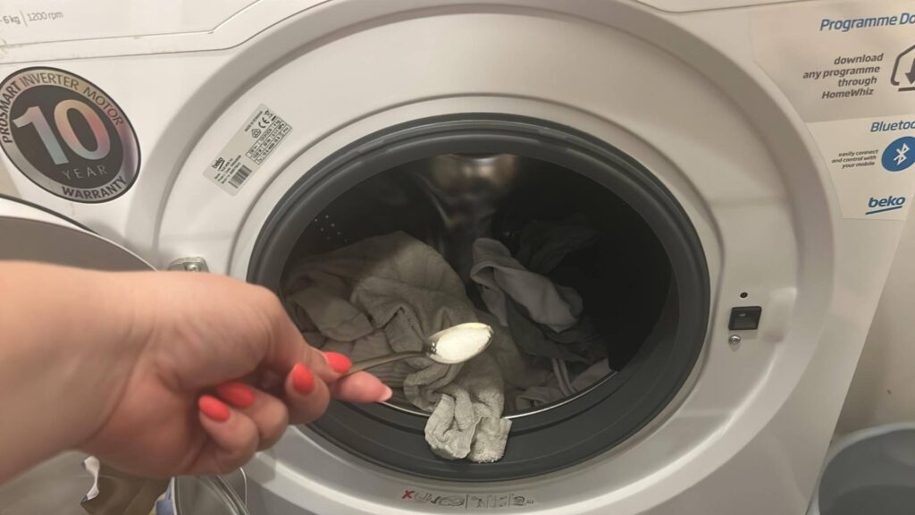 Ne, ne, ne! E nélkül még a törölközőt se dobd a mosógépbe, de tényleg! Amióta ezt tudom, csak így mosok!