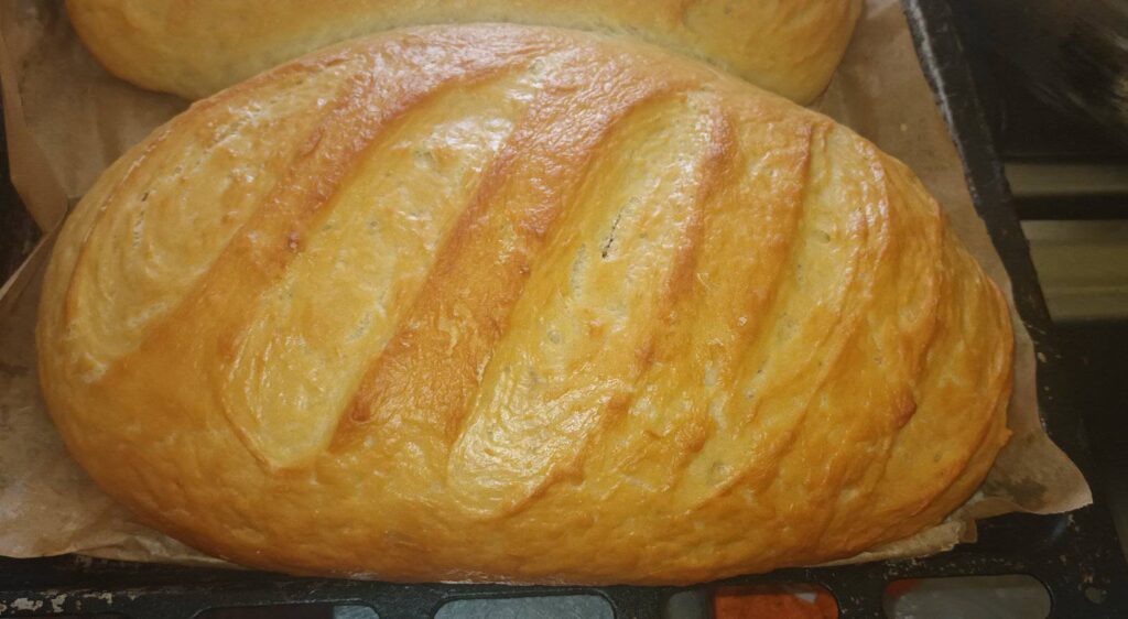 Ezt a hozzávalót cseréld le, így dagasztani és keleszteni sem kell a házi kenyeret