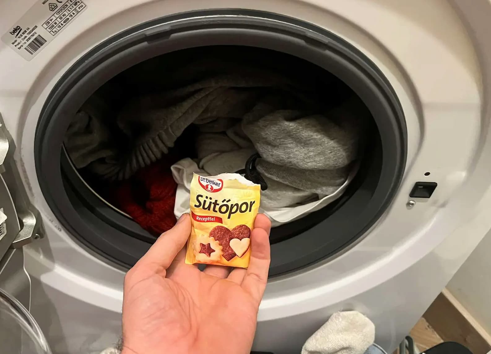 Amint megtudtam, mire képes, minden héten kap egy zacskó sütőport a mosógépem