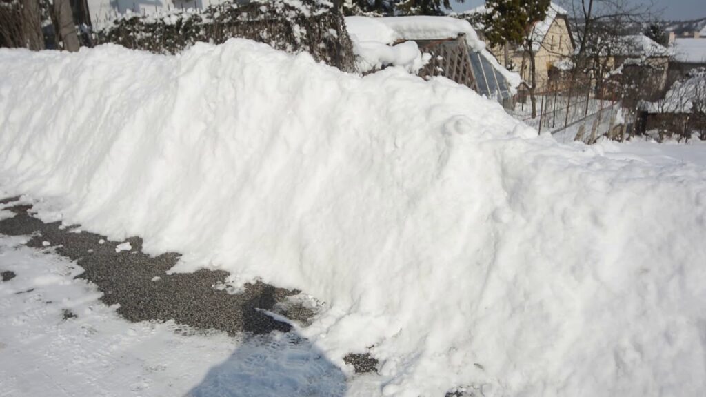A héten 2 területre visszatér a havazás, még ne rakja el a hólapátot!